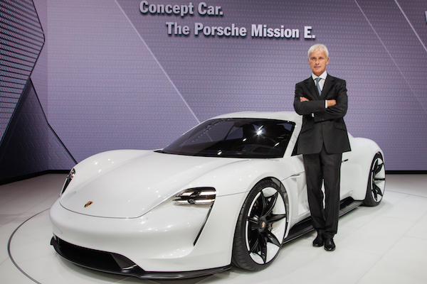 Porsche Concept Study Mission E