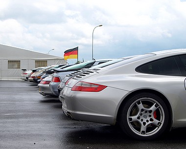 Sport et collection, au rayon Porsche...